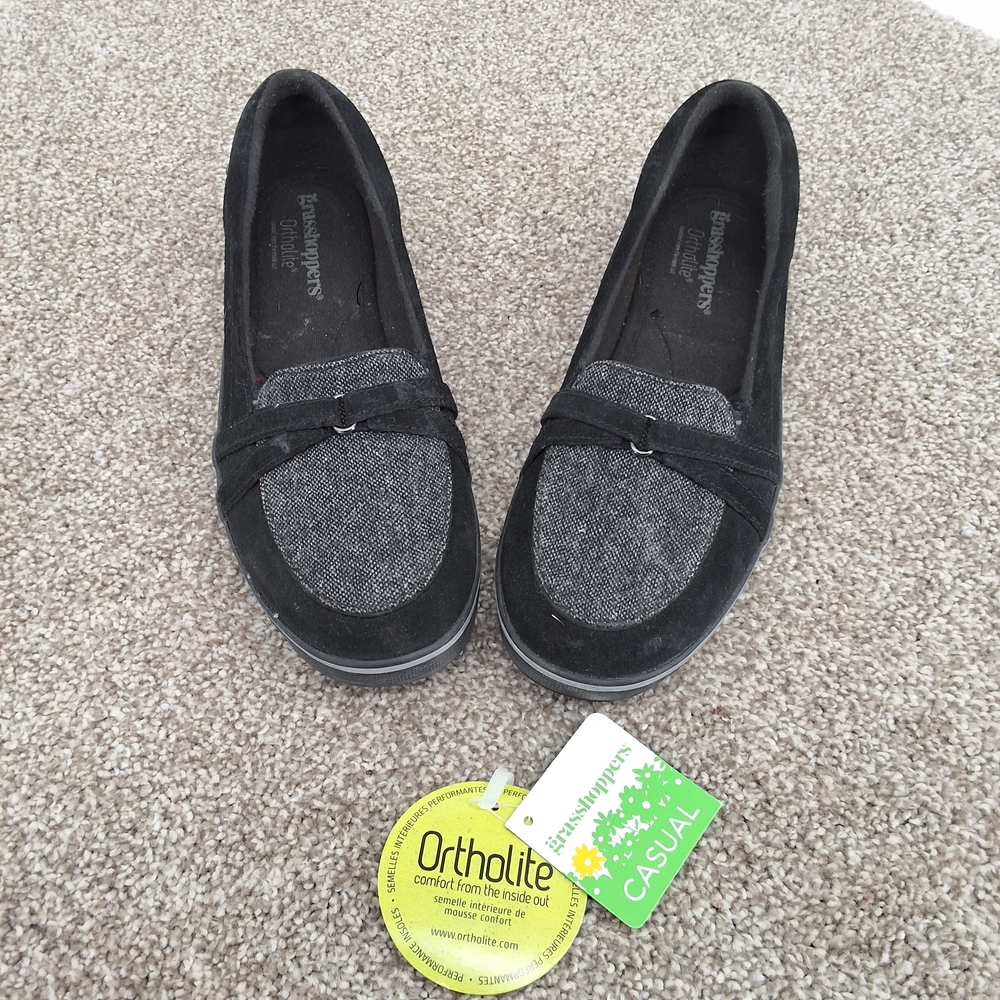 Grasshoppers Sz 8 Ortholite Suede Flats for Everyday Comfort